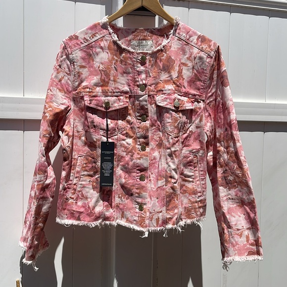 Liverpool Los Angeles - Pink Floral Printed Cropped Eco Jacket With Frayed Hem - Picture 14 of 16